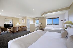 Comfort Inn On Raglan
