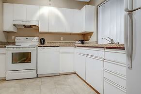 Rosellen Suites At Stanley Park