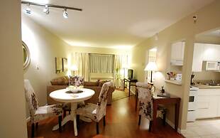 Rosellen Suites At Stanley Park