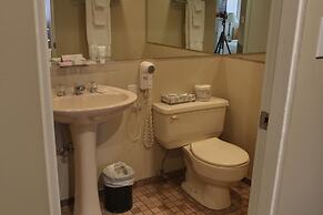 Rosellen Suites At Stanley Park