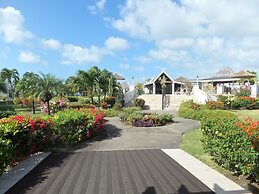 Coyaba Beach Resort