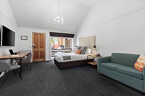 All Seasons Resort