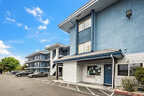 Executive Inn Hotel