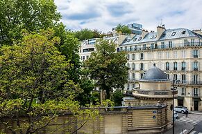 Royal Garden Champs-Elysées