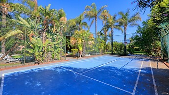 Swan Hill Resort