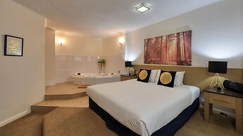 Swan Hill Resort