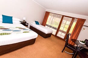 River Country Inn