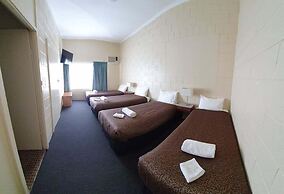Ceduna East West Motel