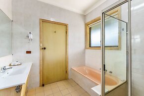 Presidential Motel