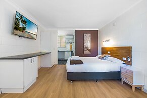 Plainsman Motel