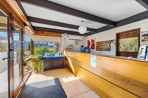 Plainsman Motel