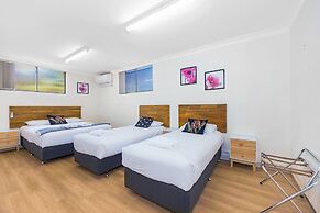 Plainsman Motel