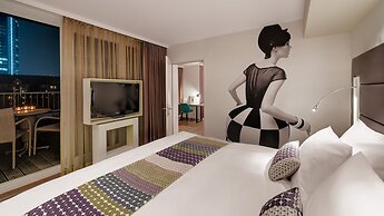 Hotel Indigo Düsseldorf by IHG