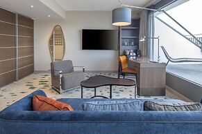 Hilton Geneva Hotel and Conference Centre