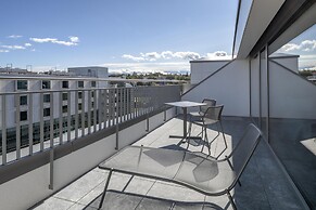 Hilton Geneva Hotel and Conference Centre
