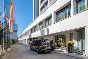 Hilton Geneva Hotel and Conference Centre