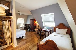 Hochelaga Inn