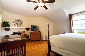 Hochelaga Inn