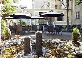 Idlewyld Inn & Spa