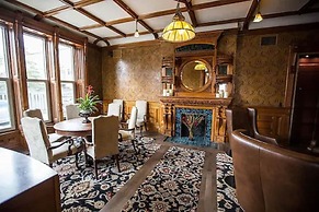 Idlewyld Inn & Spa
