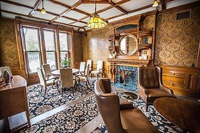 Idlewyld Inn & Spa