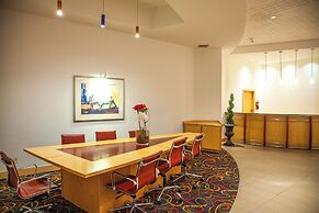 iHOTEL & Conference Center Red Deer