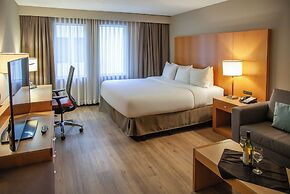 iHOTEL & Conference Center Red Deer