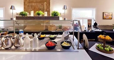 Elm Hurst Inn & Spa