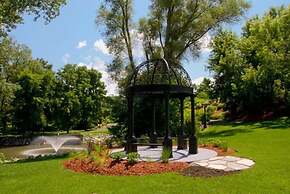 Elm Hurst Inn & Spa