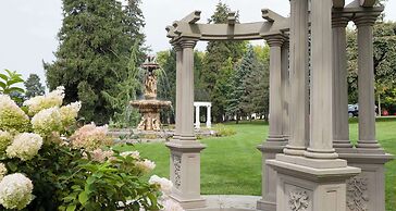 Elm Hurst Inn & Spa