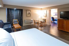 Royal Hotel West Edmonton, Trademark Collection by Wyndham