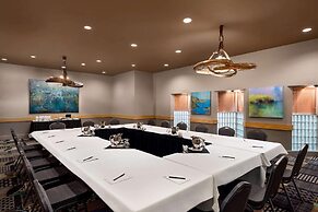 Royal Hotel West Edmonton, Trademark Collection by Wyndham