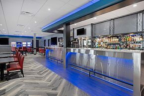 Best Western Plus Port O'Call Hotel