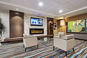 Best Western Plus Port O'Call Hotel