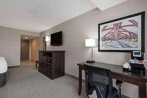 Best Western Plus Port O'Call Hotel