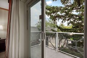 Best Western Plus Port O'Call Hotel