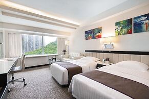 Regal Riverside Hotel