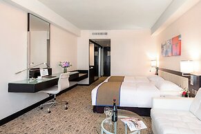 Regal Riverside Hotel