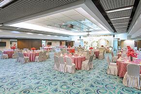 Regal Riverside Hotel