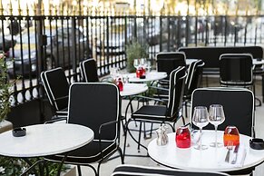 Hôtel Montaigne