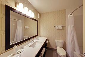 Coast Kamloops Hotel & Conference Centre