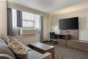 Best Western Plus Carlton Plaza Hotel