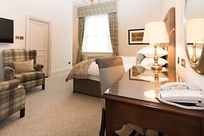 Macdonald Old England Hotel & Spa