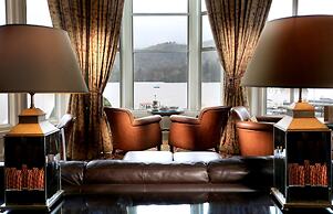 Macdonald Old England Hotel & Spa