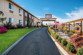 Red Lion Inn & Suites Sequim