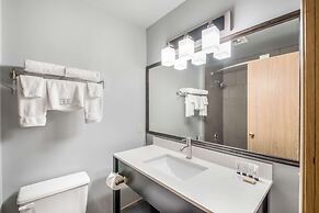 Red Lion Inn & Suites Sequim