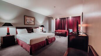 Surabaya Suites Hotel Powered by Archipelago