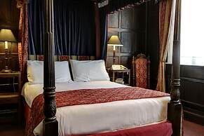The Rose and Crown Hotel – Tonbridge