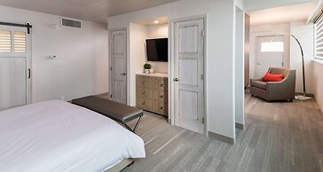 The Rushmore Hotel & Suites, BW Premier Collection