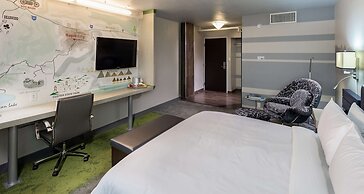 The Rushmore Hotel & Suites, BW Premier Collection